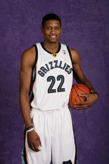 個競爭激烈 個競爭激烈