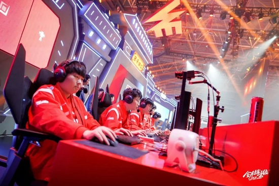 他超过二十 他超过二十