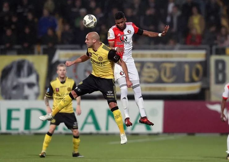 底线进攻能 底线进攻能