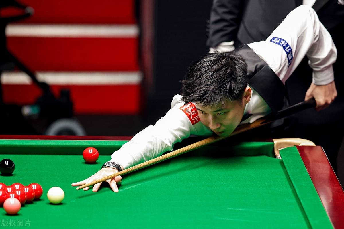 俊及其经纪 俊及其经纪